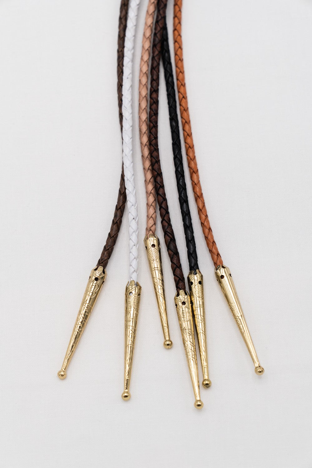 Pressed Botanical Bolo in Gold|180